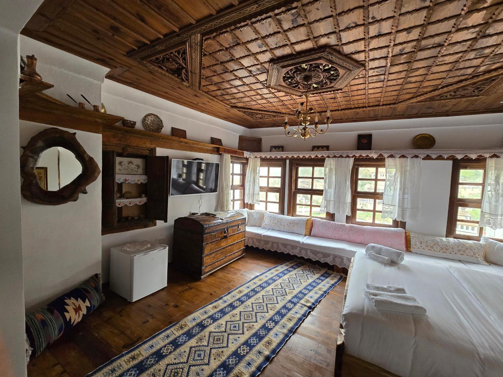 Hotel Ansel Berat Dış mekan fotoğraf