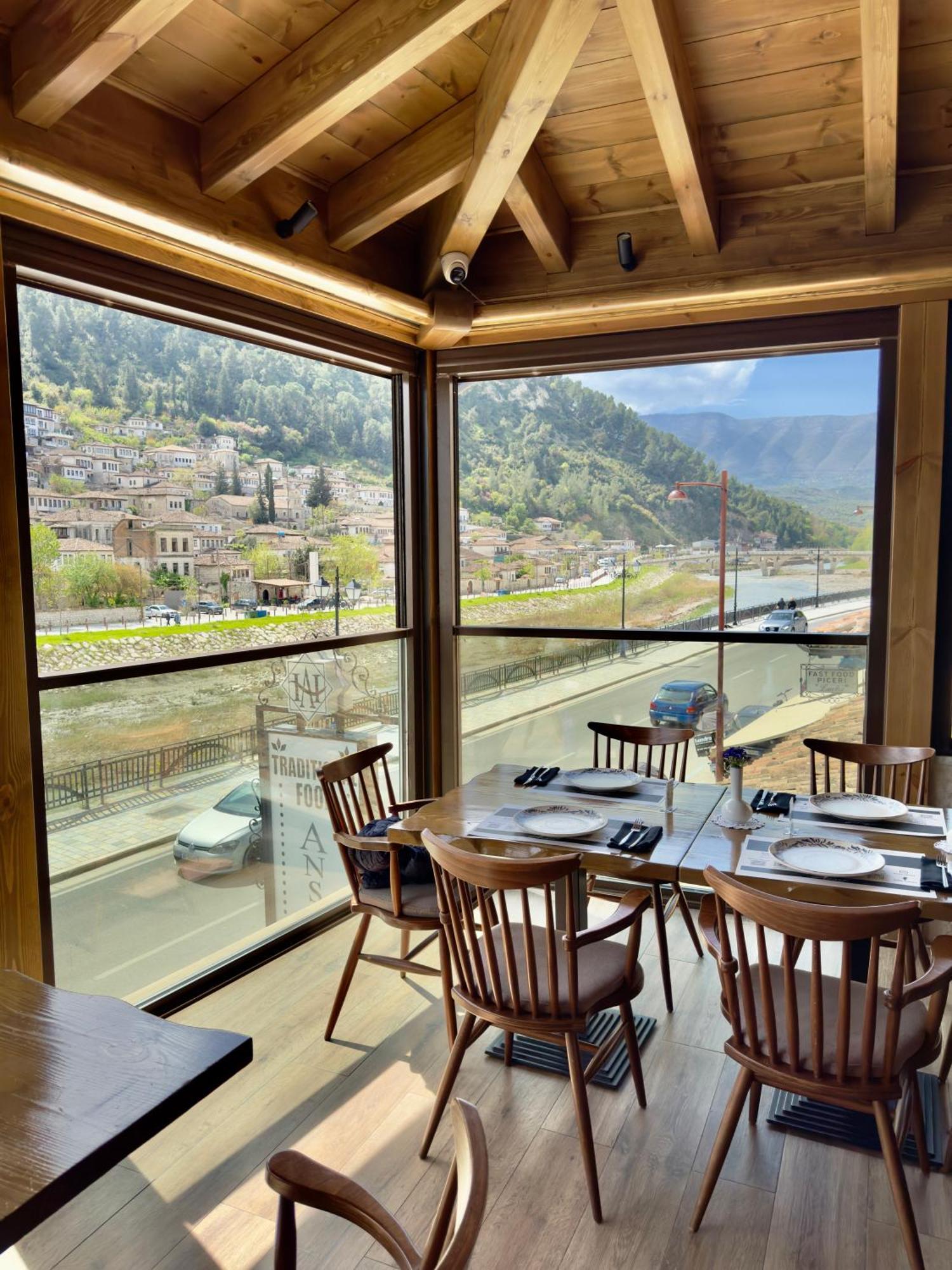 Hotel Ansel Berat Dış mekan fotoğraf
