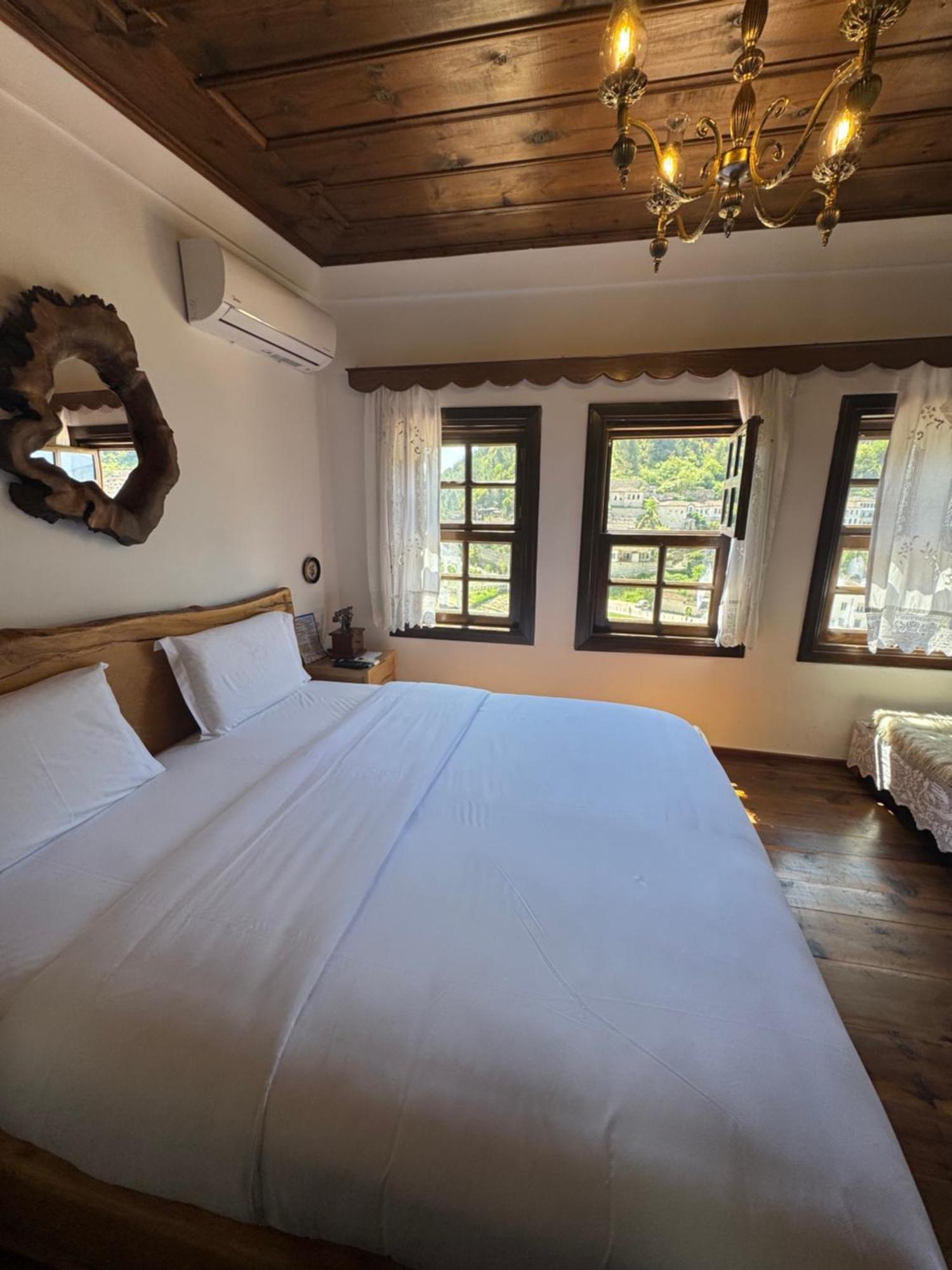 Hotel Ansel Berat Dış mekan fotoğraf