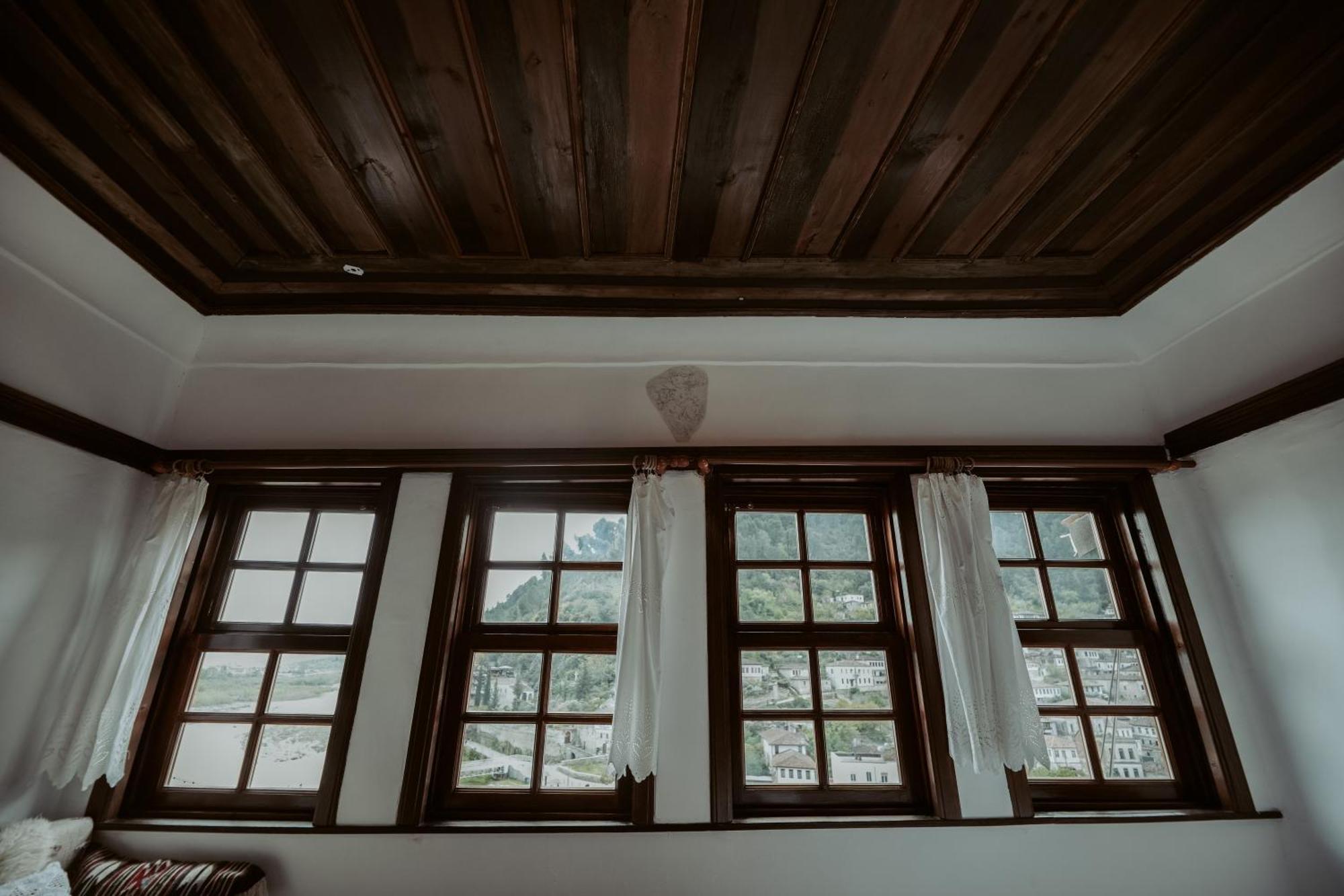 Hotel Ansel Berat Dış mekan fotoğraf